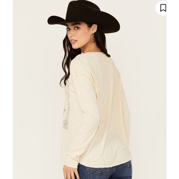 WHITE CROW WOMEN'S BUCK YEAH SEAMED LONG SLEEVE GRAPHIC TEE - Picture 8 of 11